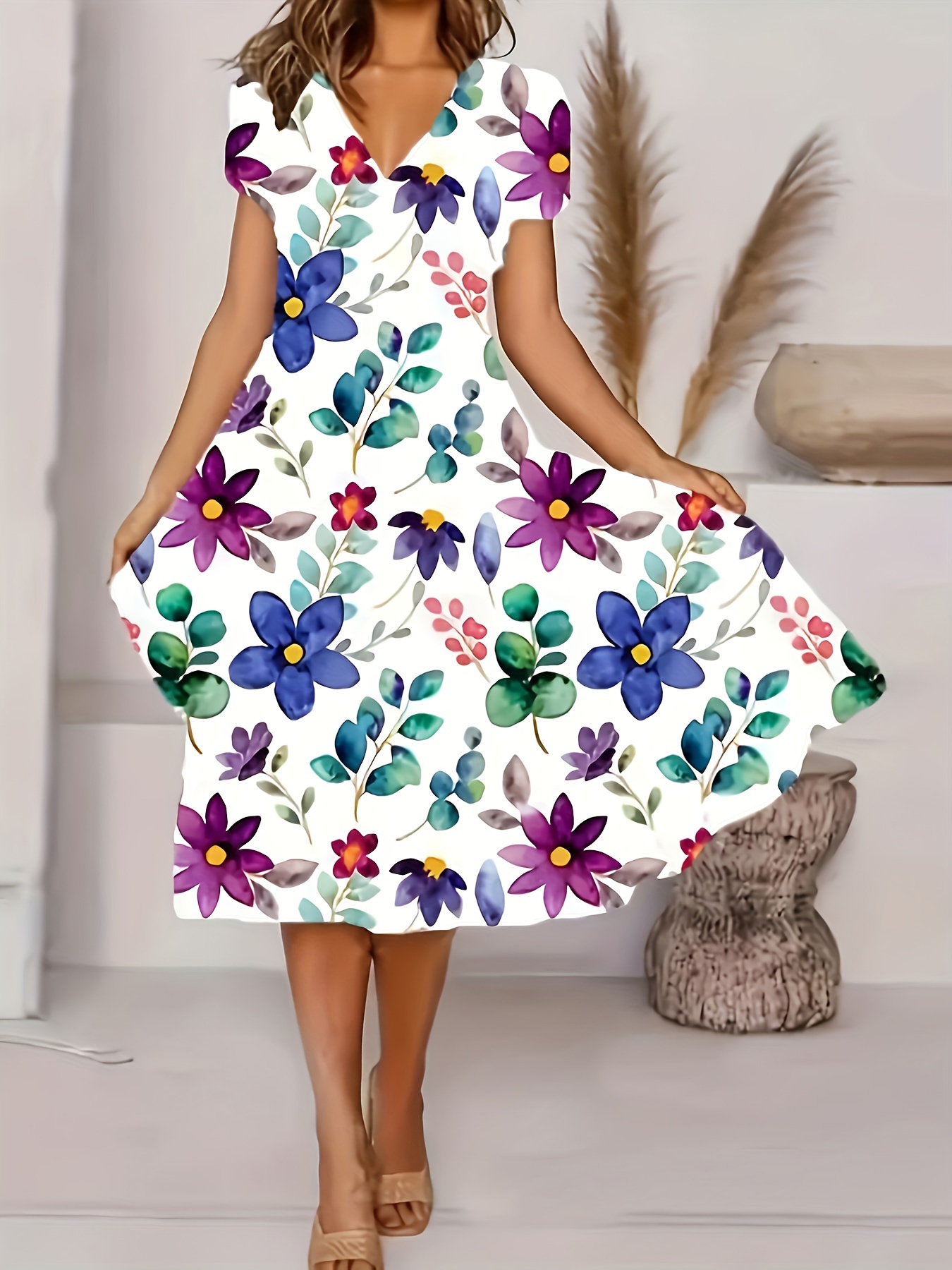 Plus Size Floral Print Dress, Elegant V Neck Short Sleeve Dress, Women's Plus Size Clothing